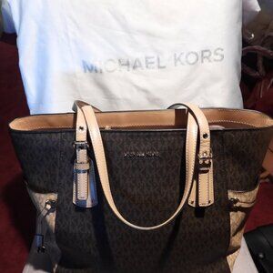New Michael Kors Bag